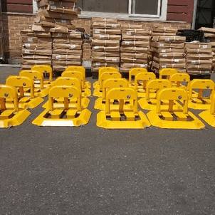 Professional Supplier of Foldable Parking Barriers and Folding Blockers for Civil Engineering and Construction Projects